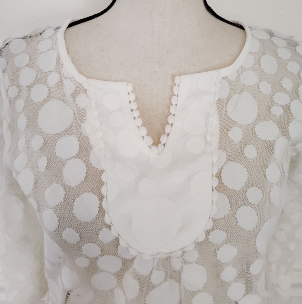 Cream Polka Dot Sheer Blouse Size XL - Picture 2 of 3